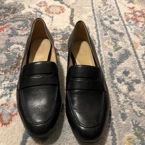 Naturalizer Black Loafers